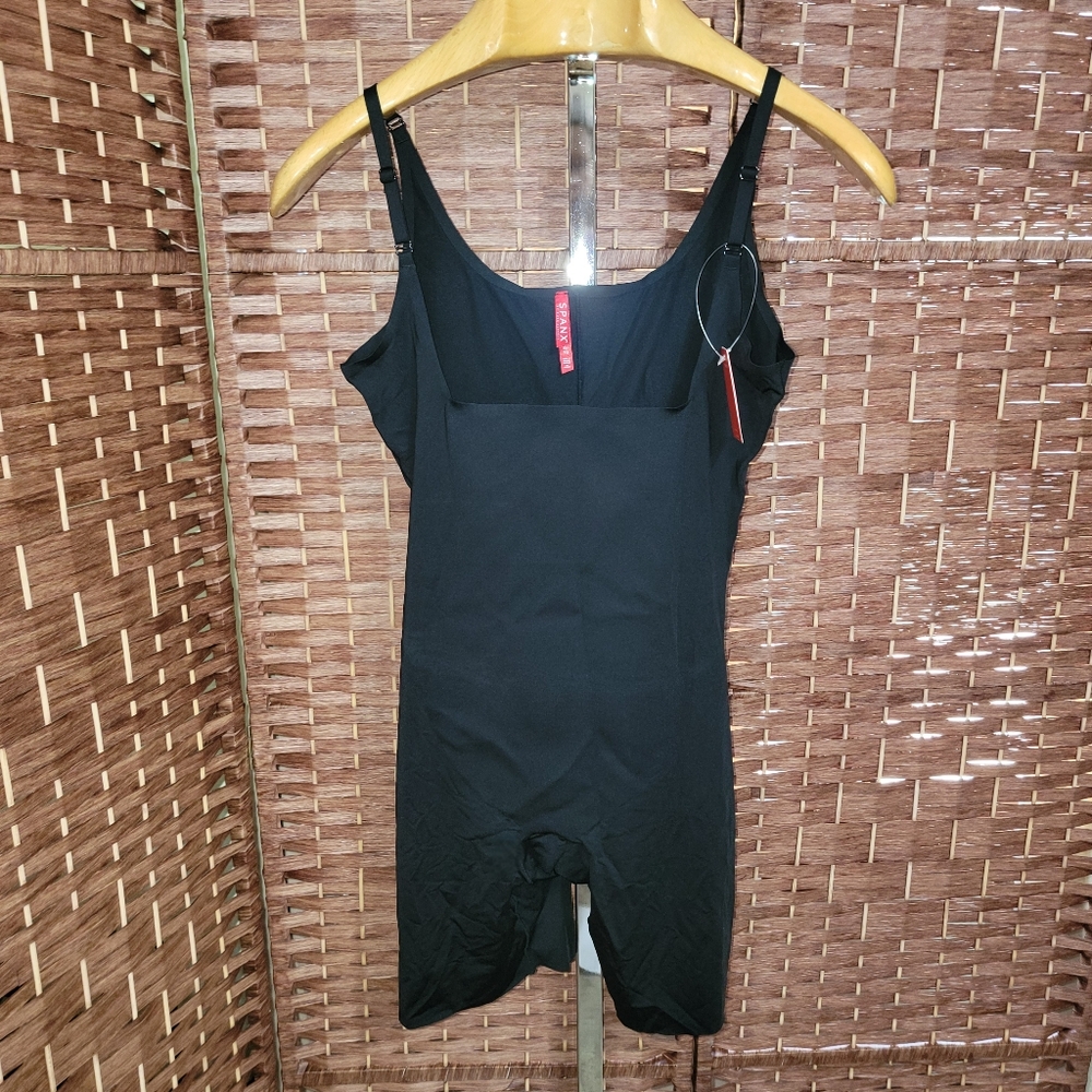 Spanx Invisible Shaping Open-Bust Mid-Thigh Bodysuit